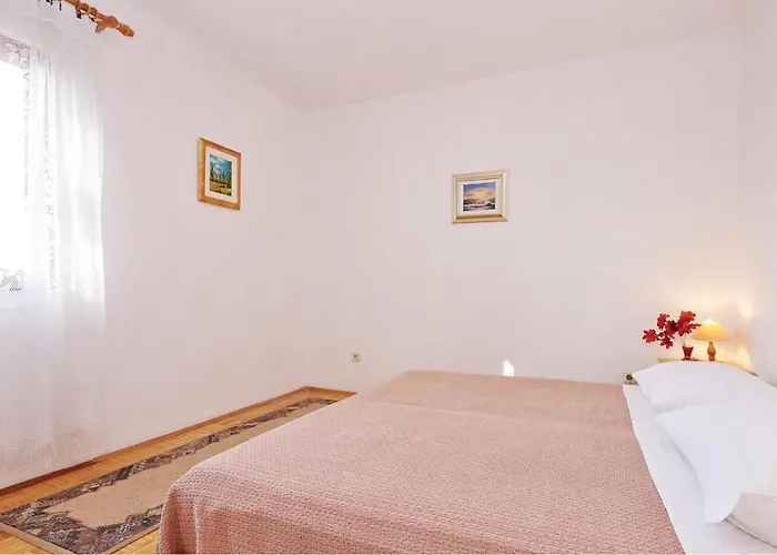 Pet Friendly In With Kitchen Lejlighed *